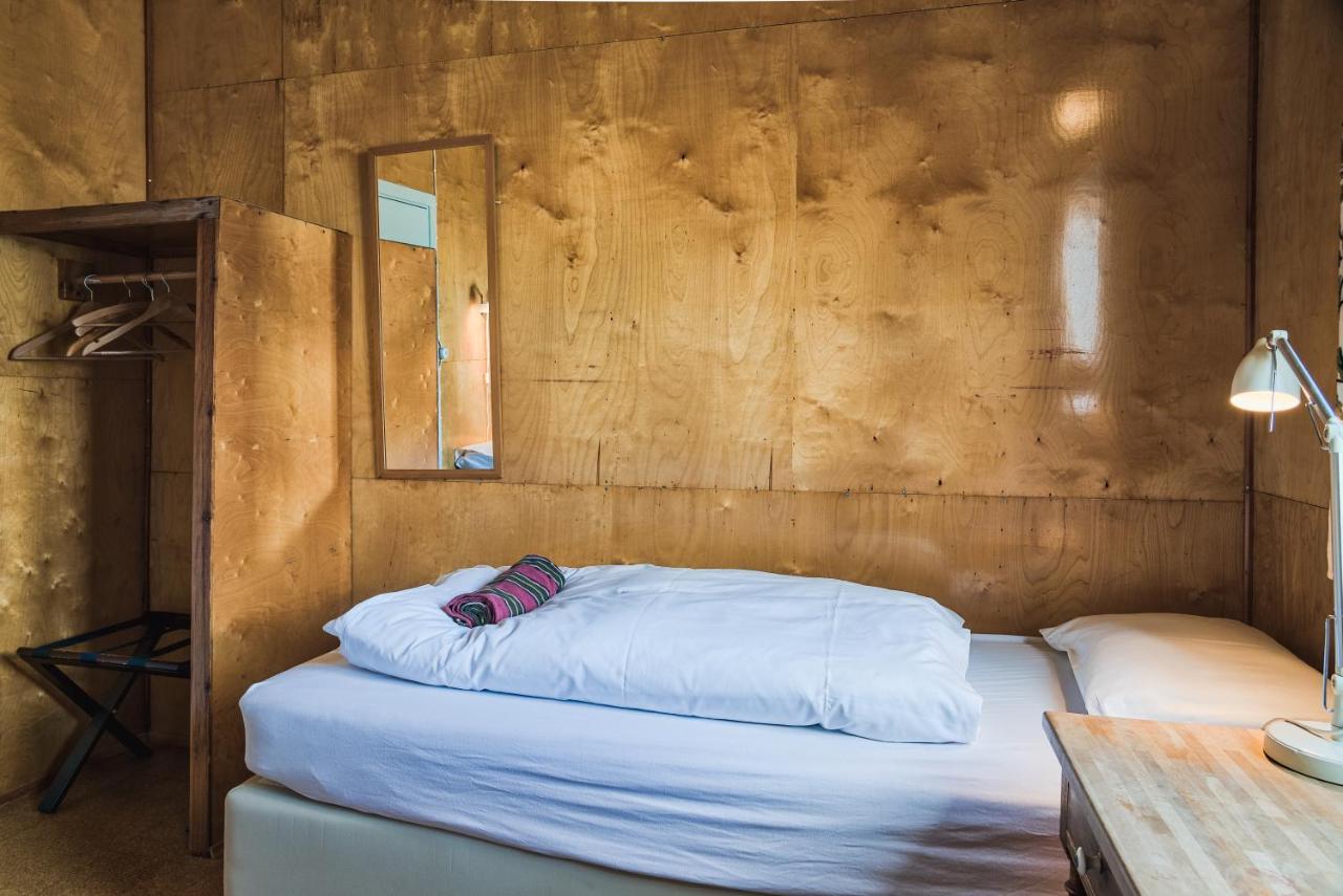 Seydisfjordur Hafaldan Hi Hostel - Harbour Building מראה חיצוני תמונה